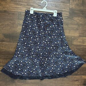 Ann Taylor Loft size 4P black & navy skirt floral Navy Blue EUC maxi